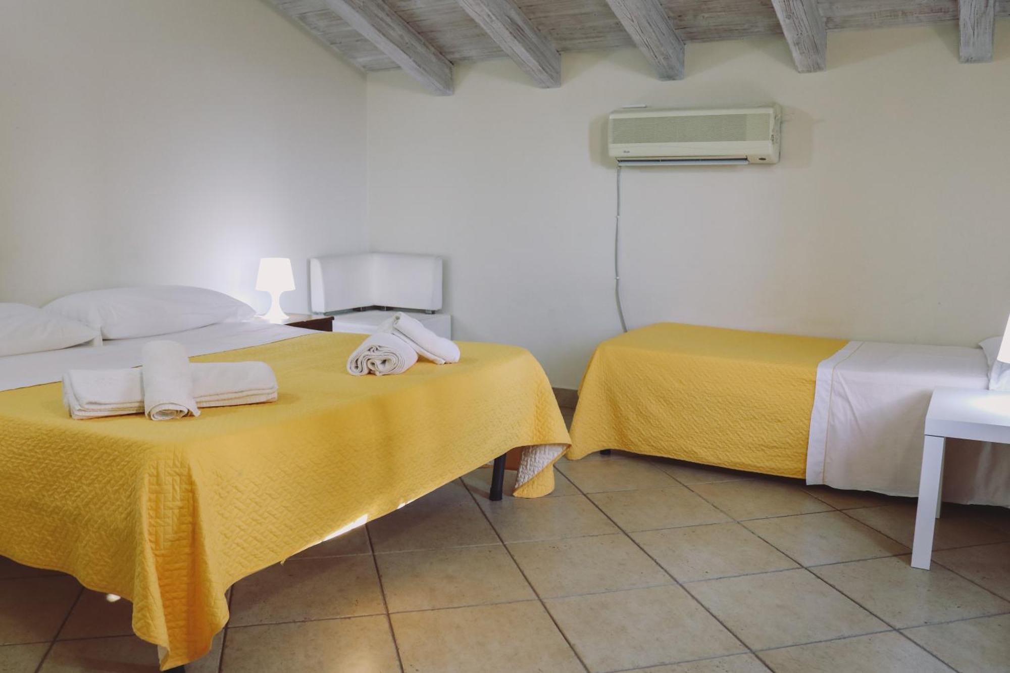 Ranch Simeto Otel Paterno  Dış mekan fotoğraf